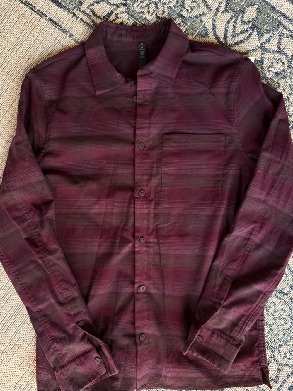 Lululemon Burgundy Plaid Flannel Mason's Peak Shirt Men's Medium